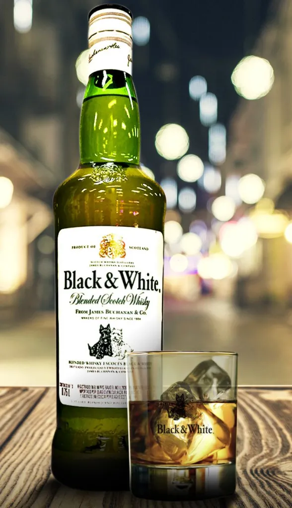 Whisky Black & White_ Whisky leve e marcante _ Loja Oficial.webp